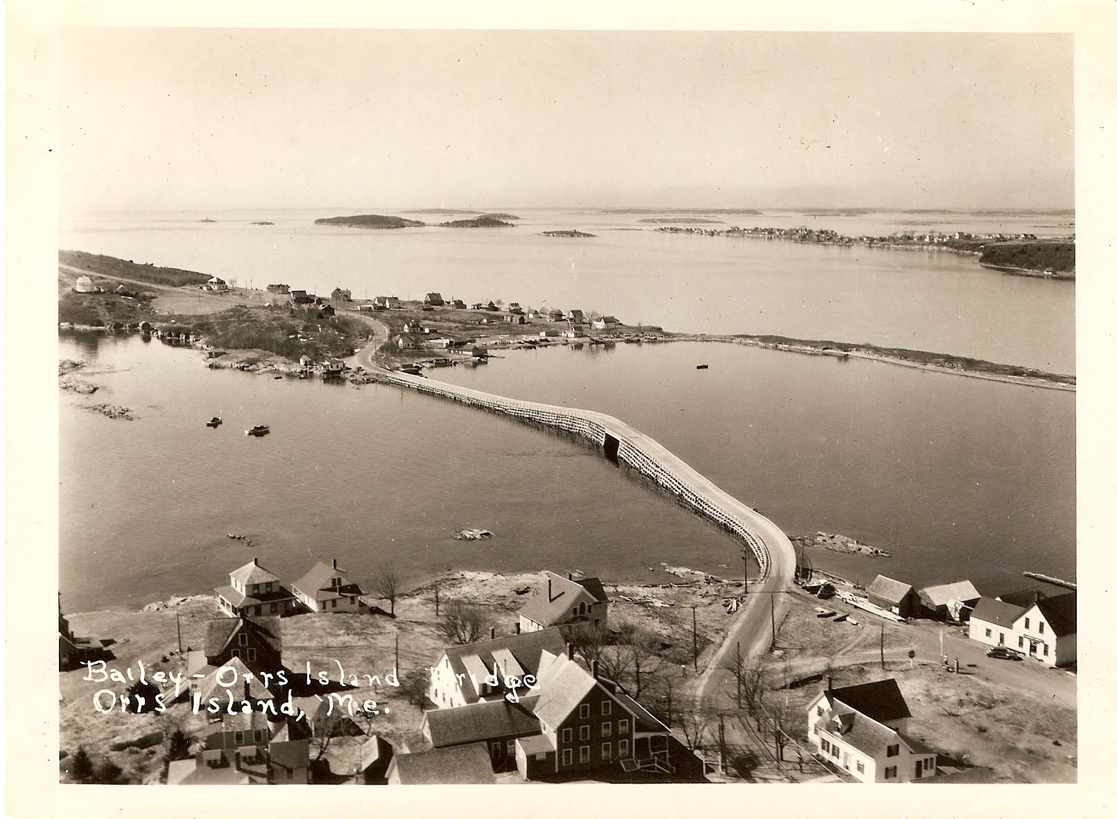 Historic photograph of the Cribstone Bridge connecting Bailey Island and Orr’s Island
